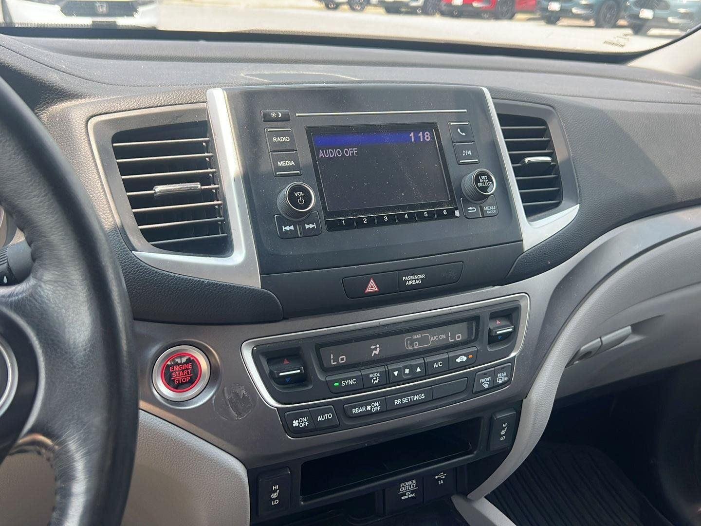 Used 2019 Modern Steel Metallic Honda RTL image 13