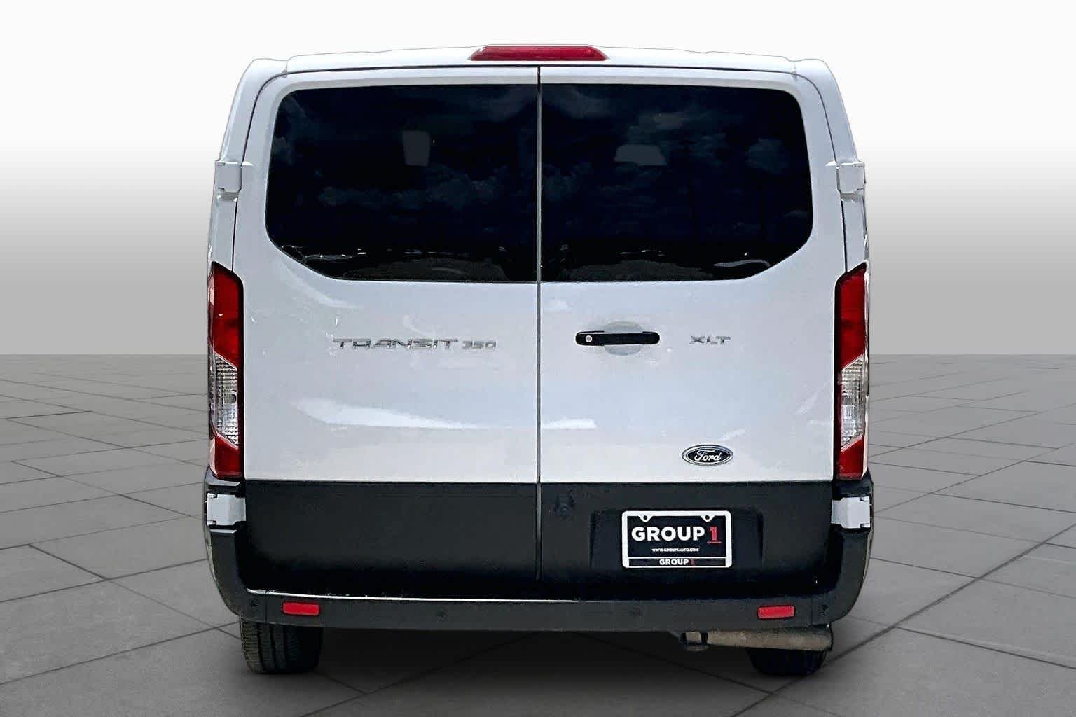 Used 2023 Oxford White Ford XLT image 5