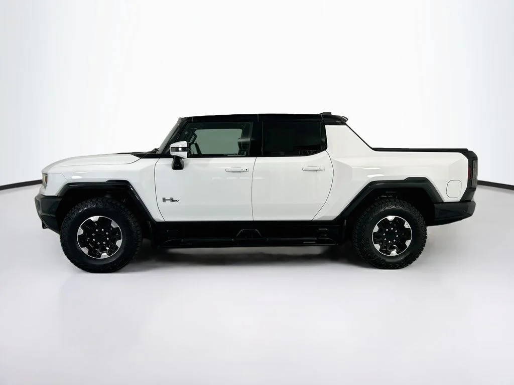 Used 2023 White GMC Edition 1 image 8