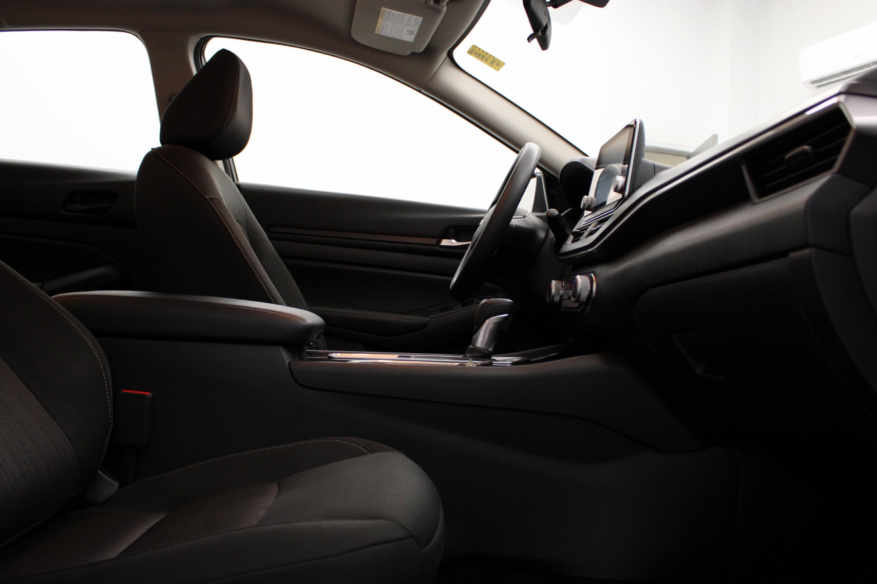 Used 2024 Gun Metallic Nissan 2.5 SV Sedan image 28