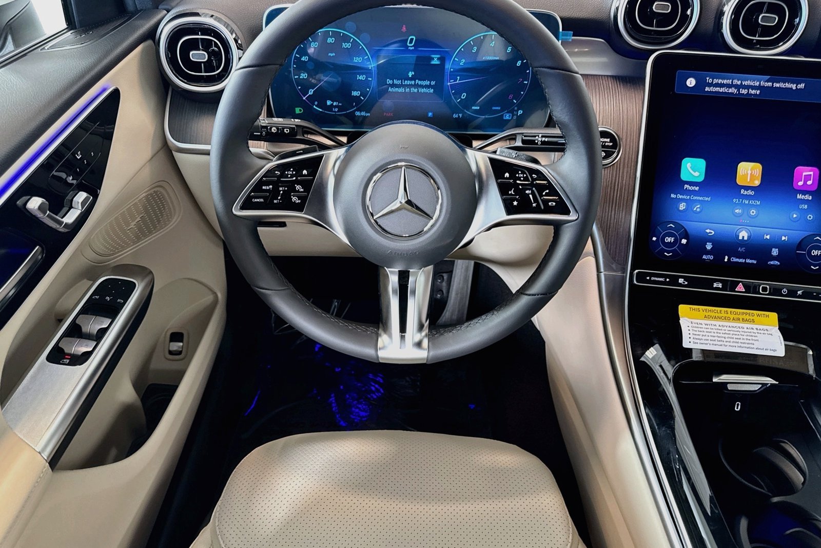 New 2026 Polar White Mercedes-Benz GLC 300 image 19