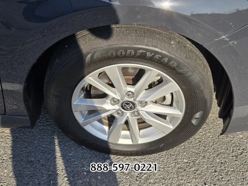 Used 2025 Underground TOYOTA LE image 9