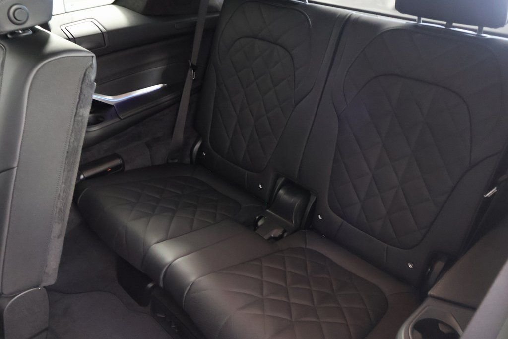2026 BMW X7 40i - Photo 7