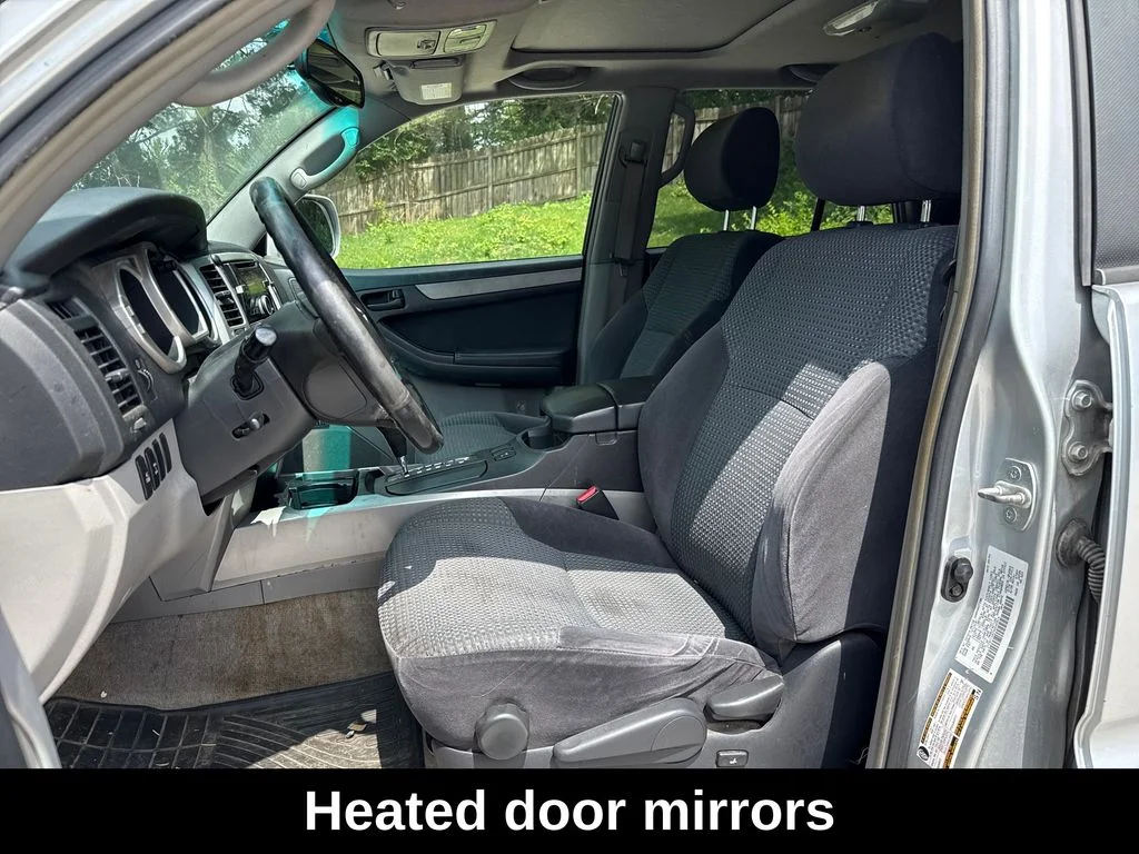 Used 2004  Toyota SR5 Sport image 11