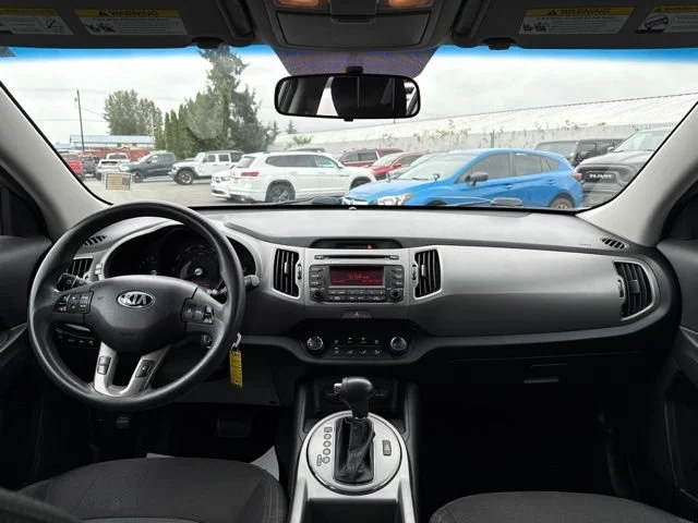Used 2014 Mineral Silver Kia LX image 17