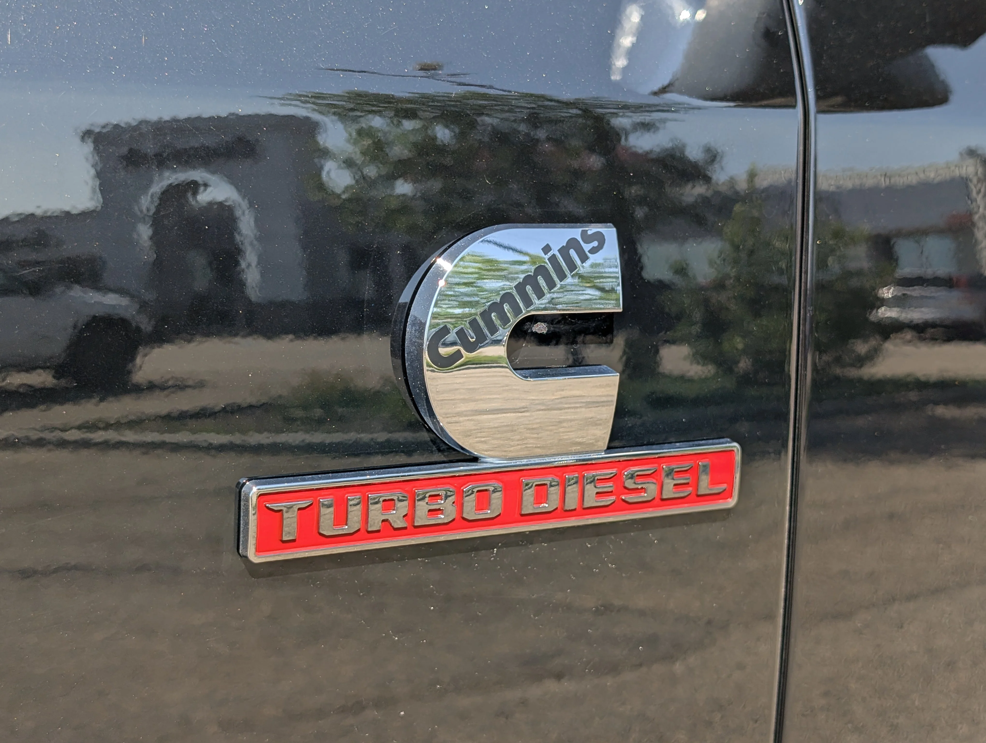 Used 2023 Diamond Black Crystal Pearlcoat Ram Laramie image 18