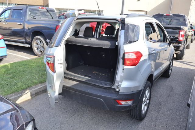 Used 2019 Silver Ford SE image 4