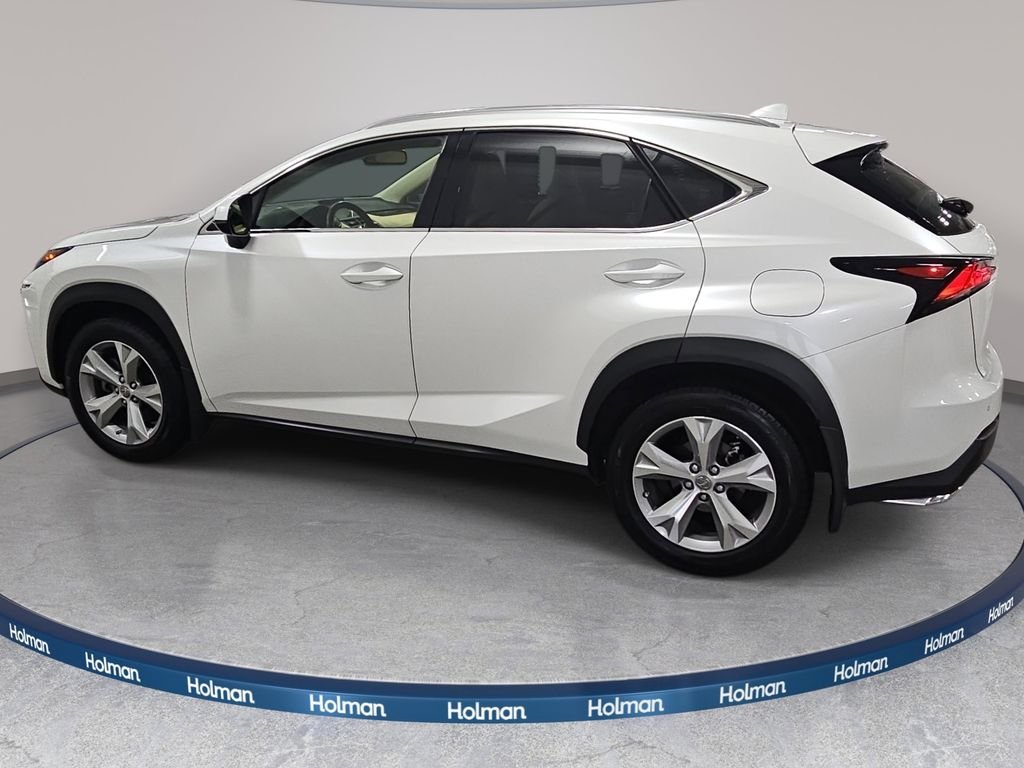Used 2017 White Lexus 200t image 9