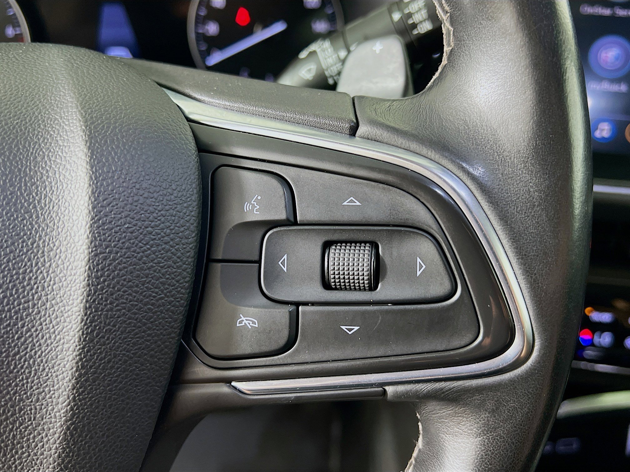 2021 Buick Envision Essence - Photo 31