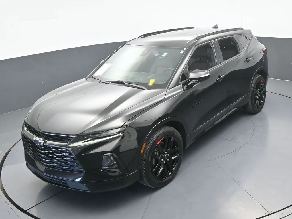 Used 2020 Black Chevrolet RS image 62