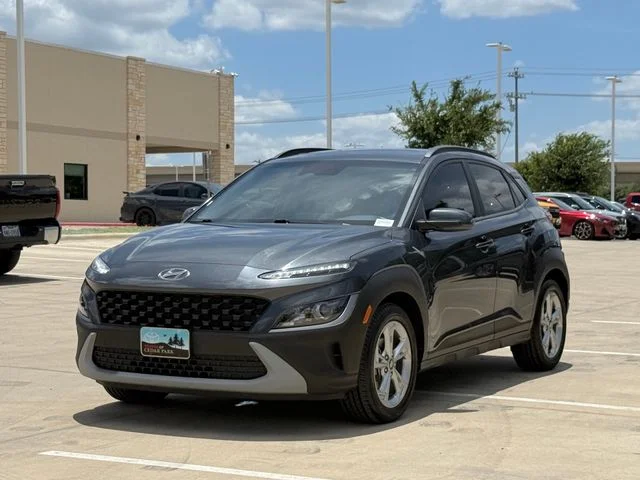 Used 2023 Gray Hyundai SEL image 8