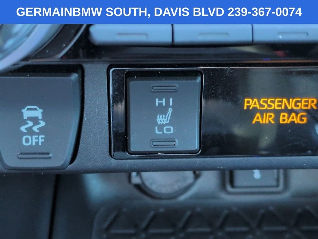 Used 2021 Lunar Toyota XLE Premium image 25