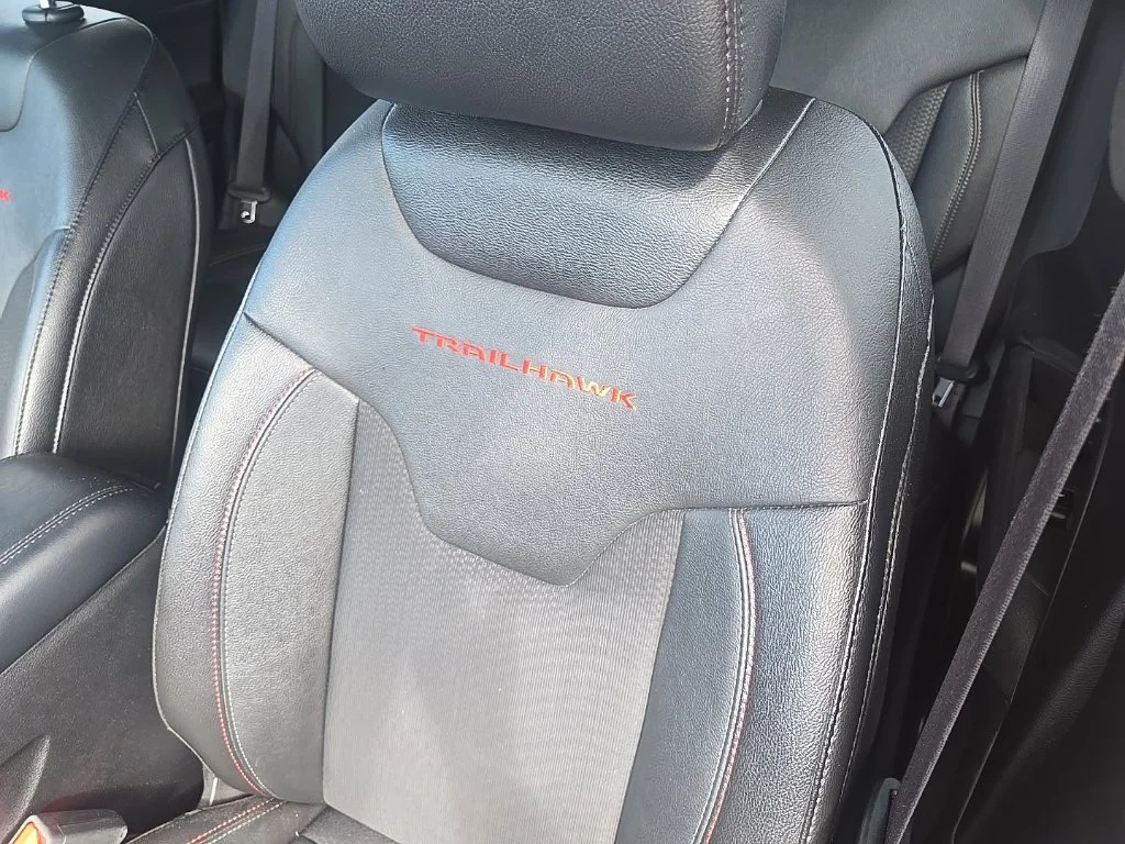 Used 2024 Gray Jeep Trailhawk image 8