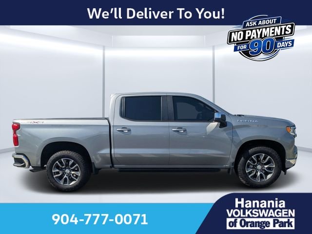 Used 2023 Gray Chevrolet LT image 2