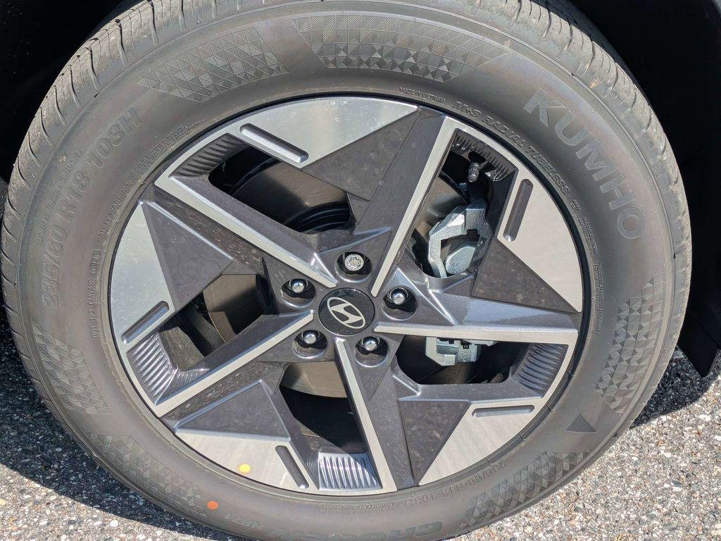 New 2026 Gray Hyundai SEL Premium FWD image 11