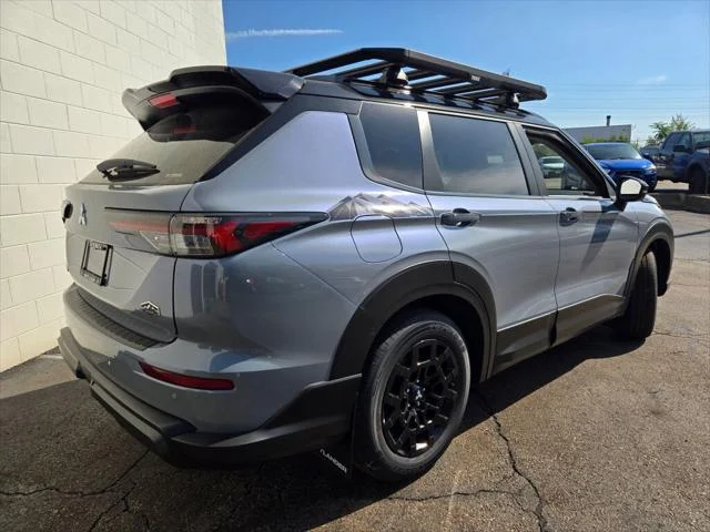 2025 Mitsubishi Outlander Trail Edition - Photo 11