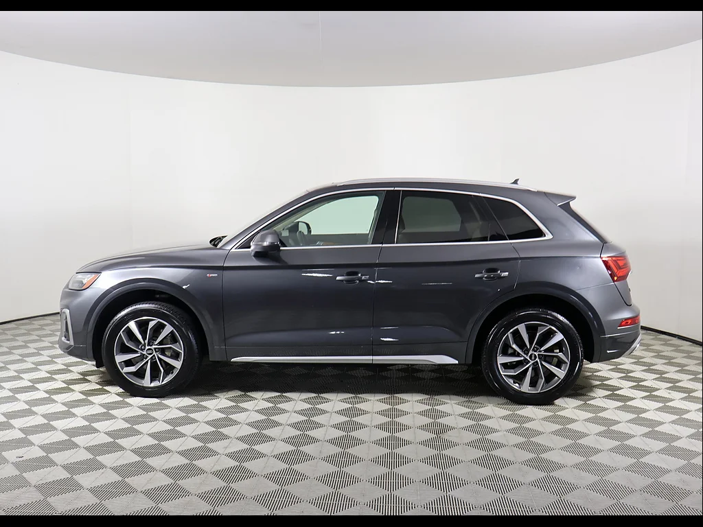 Used 2022 Daytona Gray Pearl Effect Audi 2.0T quattro Premium Plus S line image 1
