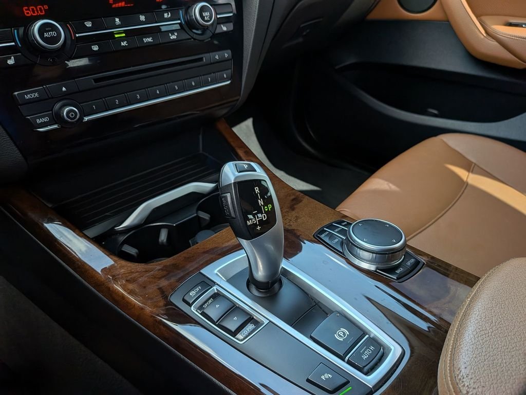 Used 2017 Red BMW sDrive28i image 21
