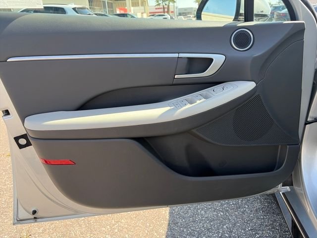 2025 Hyundai Sonata SEL - Photo 10