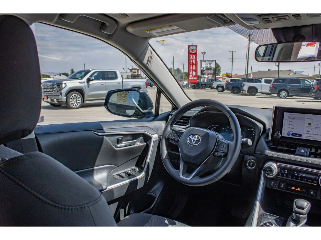 Used 2025 Blueprint Toyota Hybrid XLE image 22