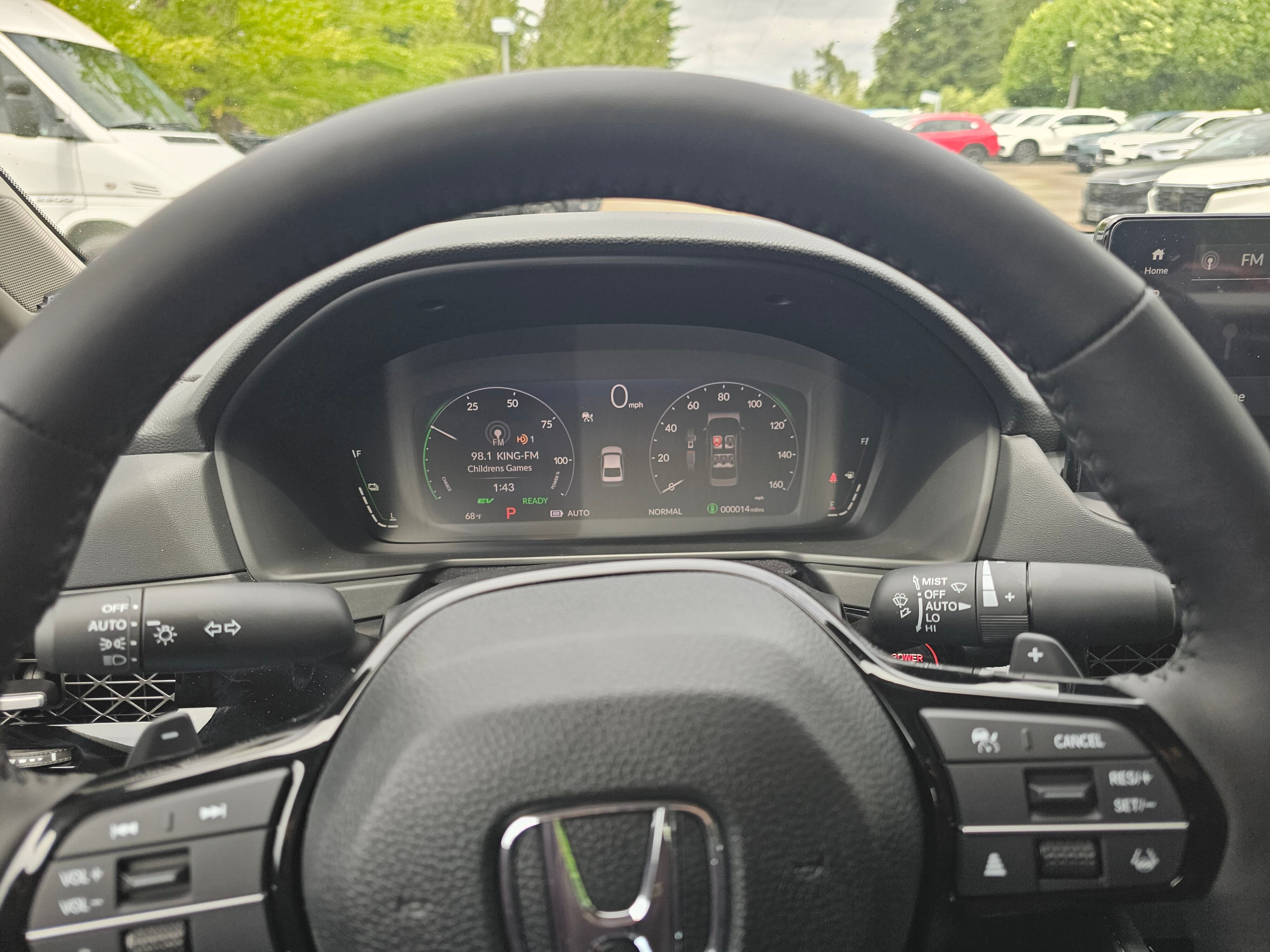 New 2026 Urban Gray Pearl Honda Touring image 27