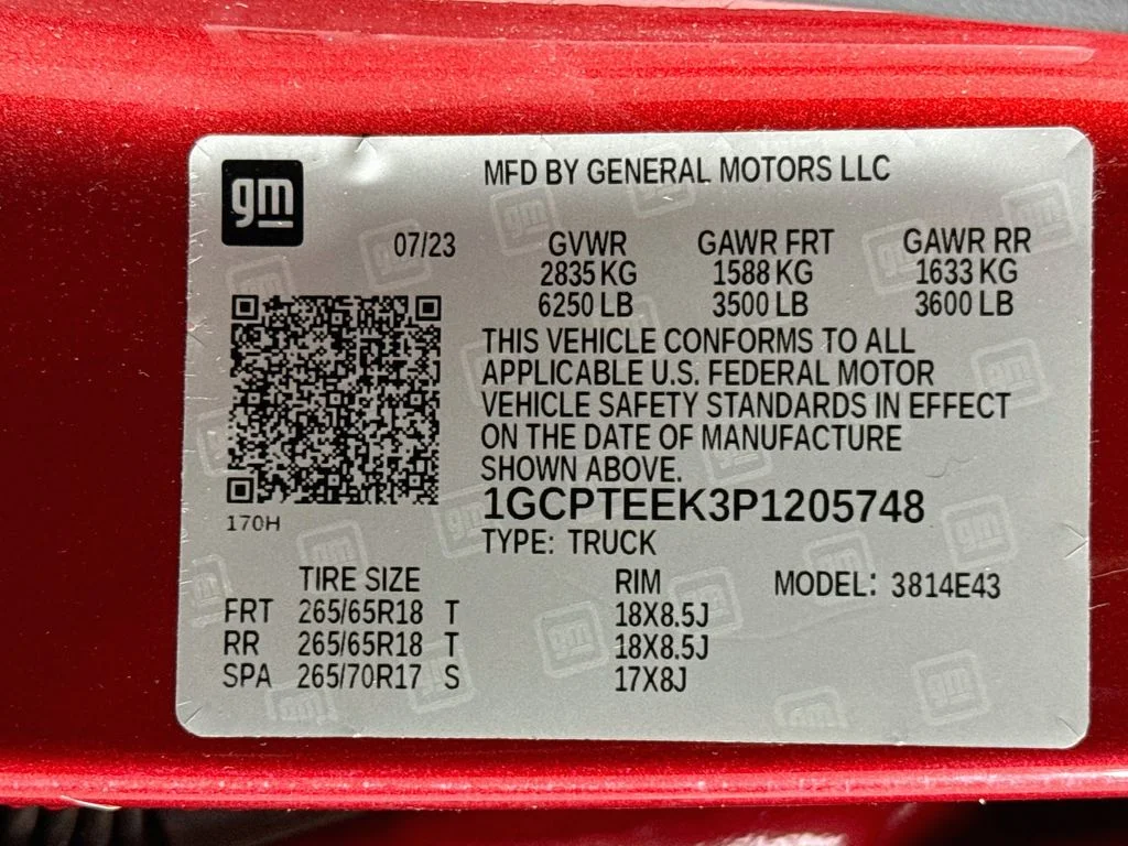 Used 2023 Red Chevrolet Trail Boss image 30
