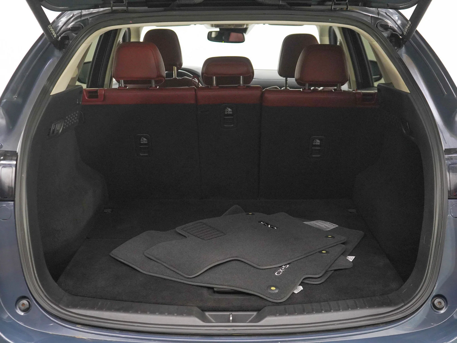 Used 2023 Polymetal Gray Mazda 2.5 S Carbon Edition image 17
