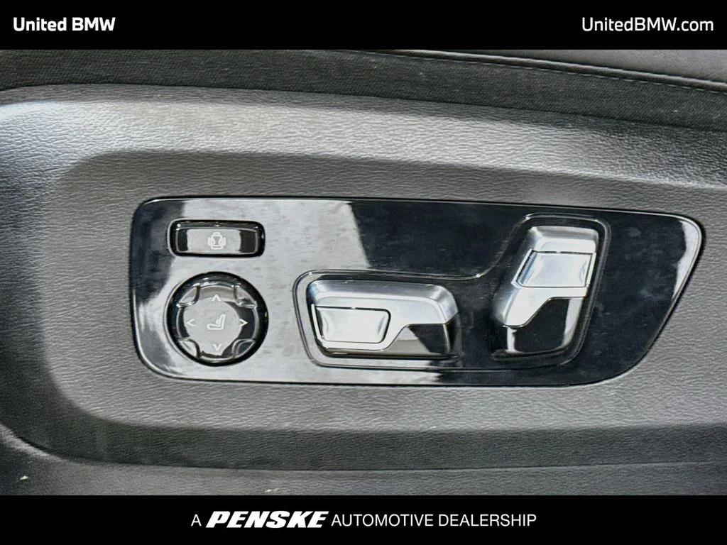 Used 2025 Skyscraper Grey Metallic BMW xDrive50e image 11