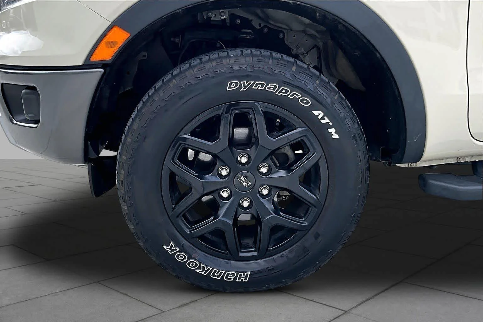 Used 2022 Desert Sand Ford XLT image 10