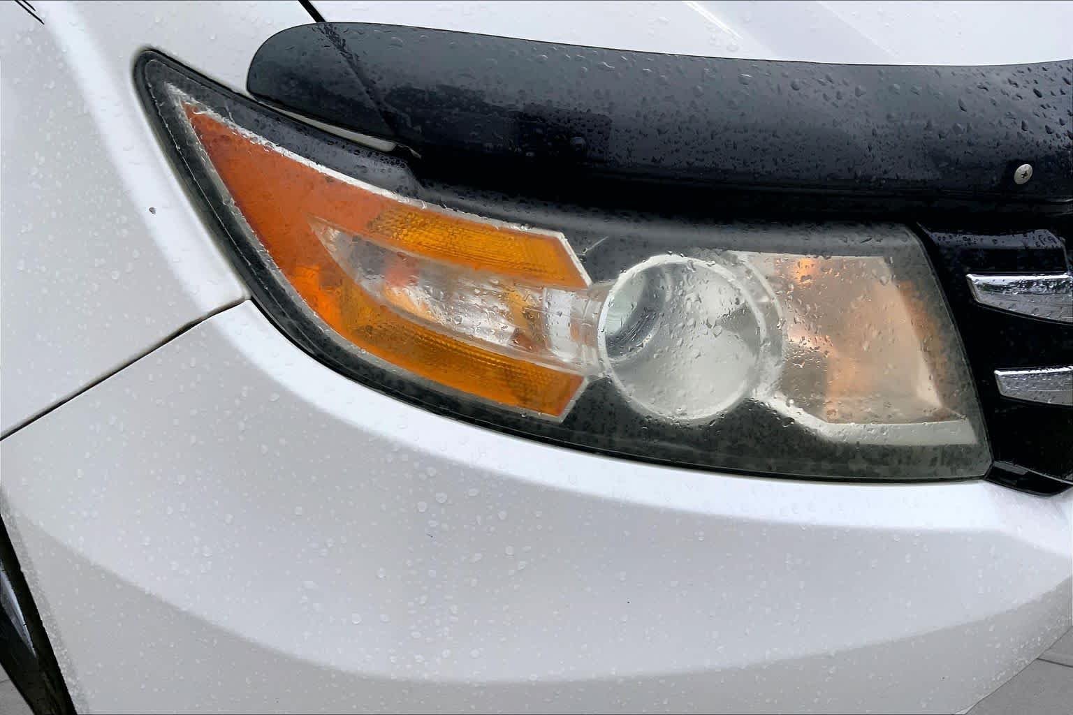 Used 2014 White Diamond Pearl Honda EX-L image 22