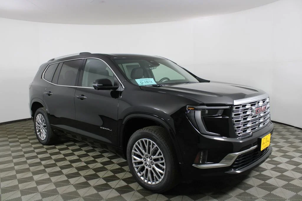 2026 GMC Acadia Denali AWD's photo