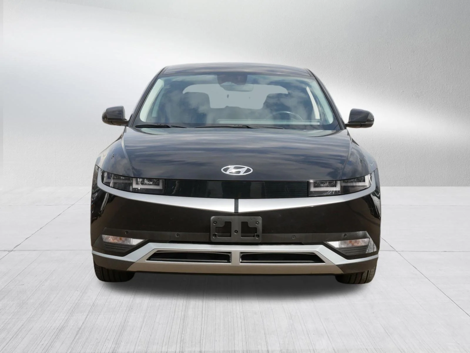 Used 2023 Hyundai IONIQ 5 SEL with VIN KM8KNDAF9PU141247 for sale in Inver Grove Heights, MN