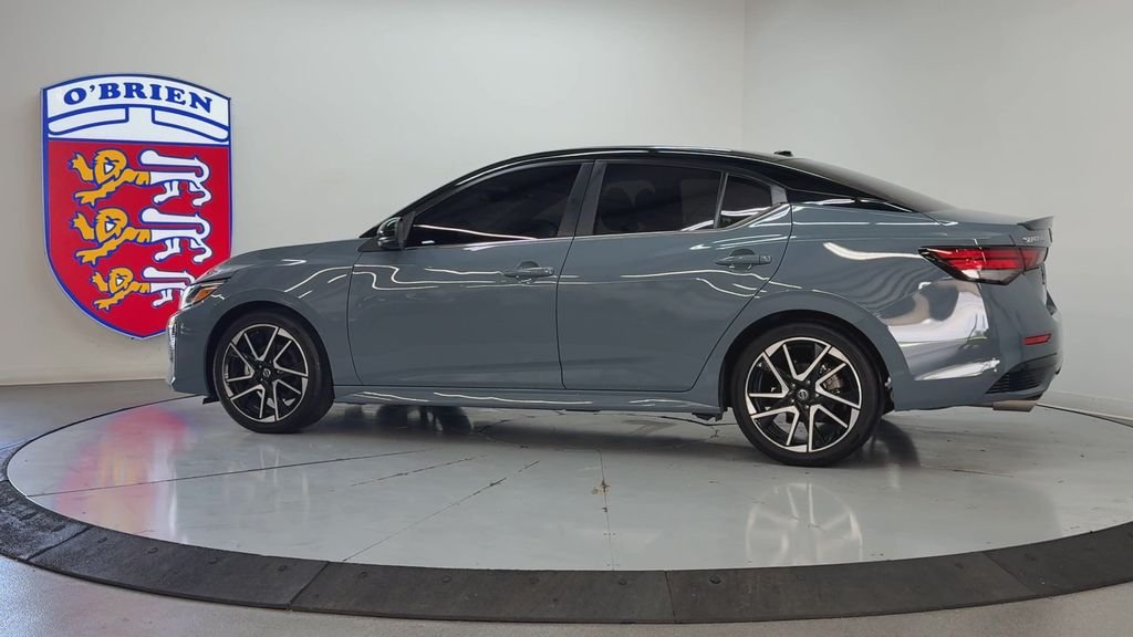 Used 2025 Gray Metallic Nissan SR image 7
