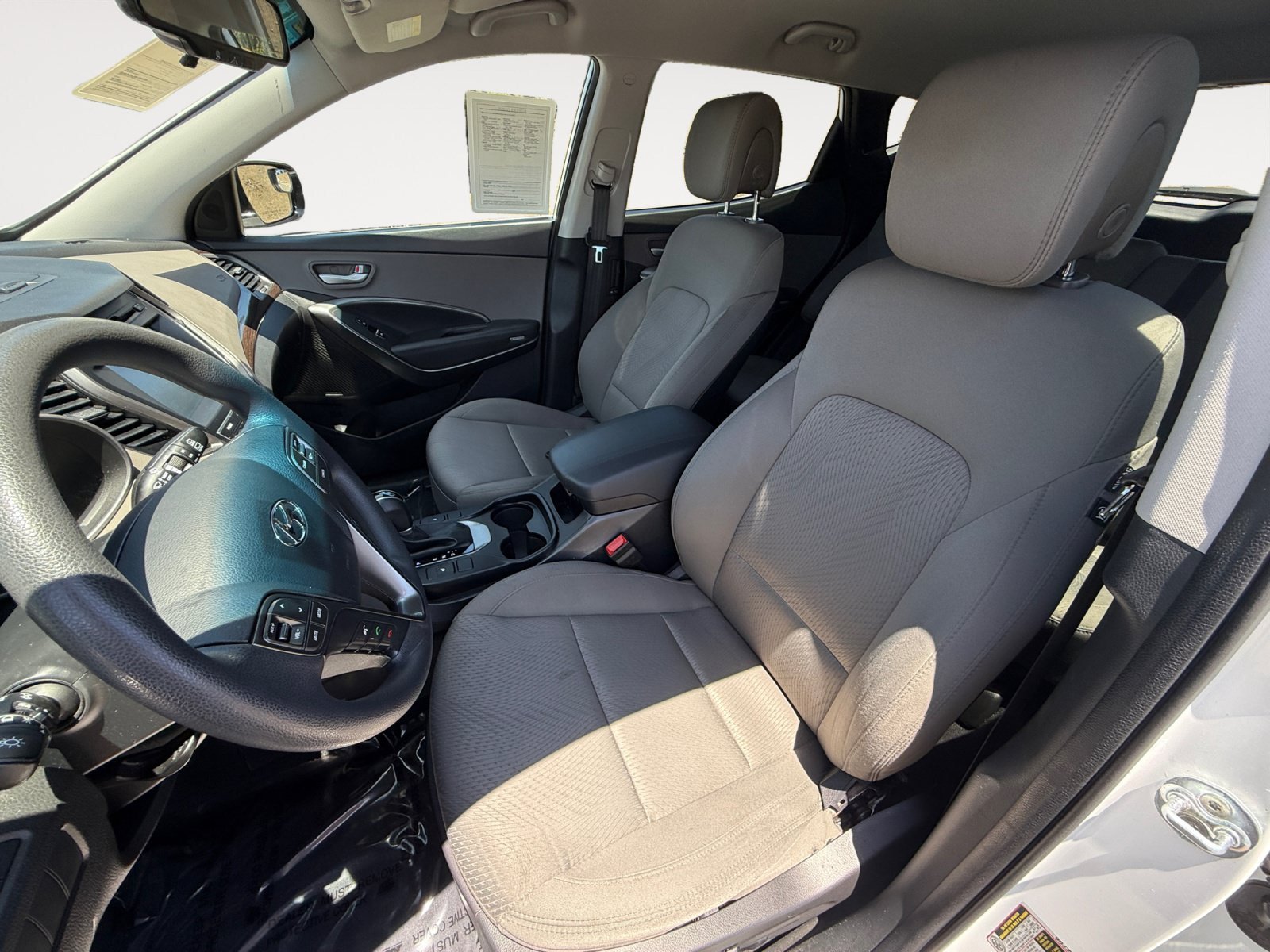 Used 2017 Frost White Hyundai 2.4 Base image 10