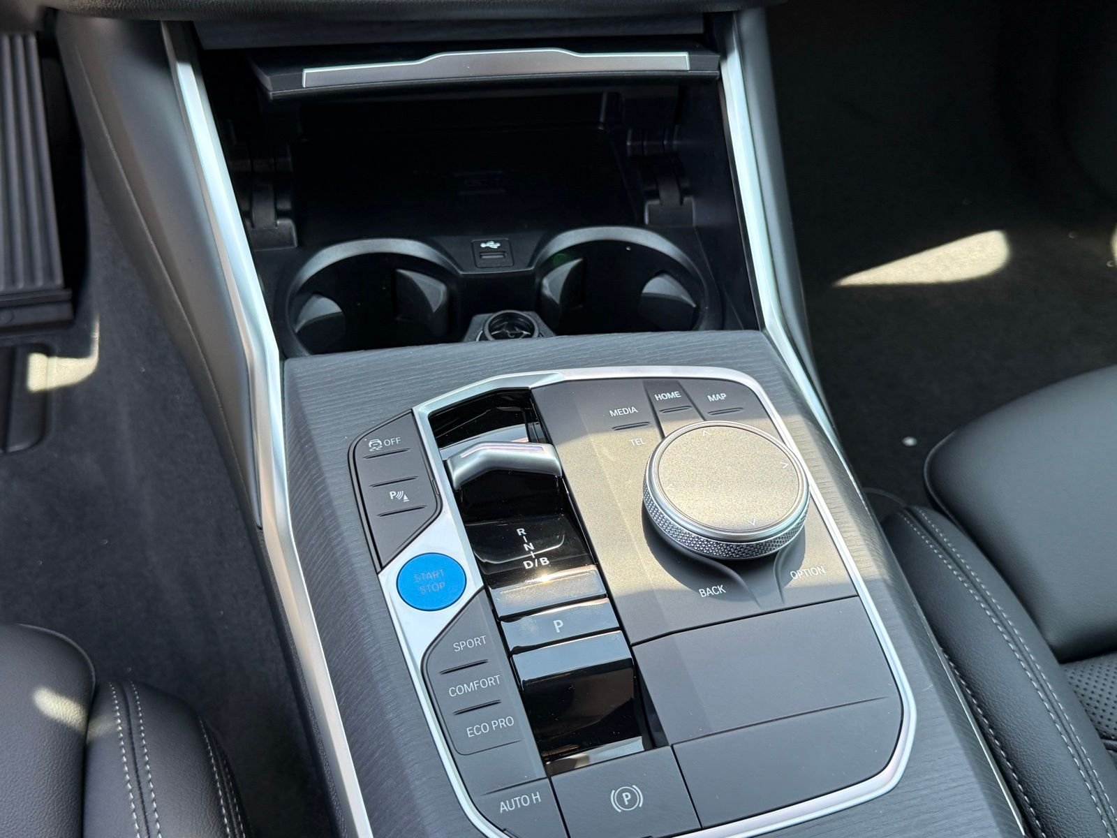 2026 BMW i4 40 - Photo 27