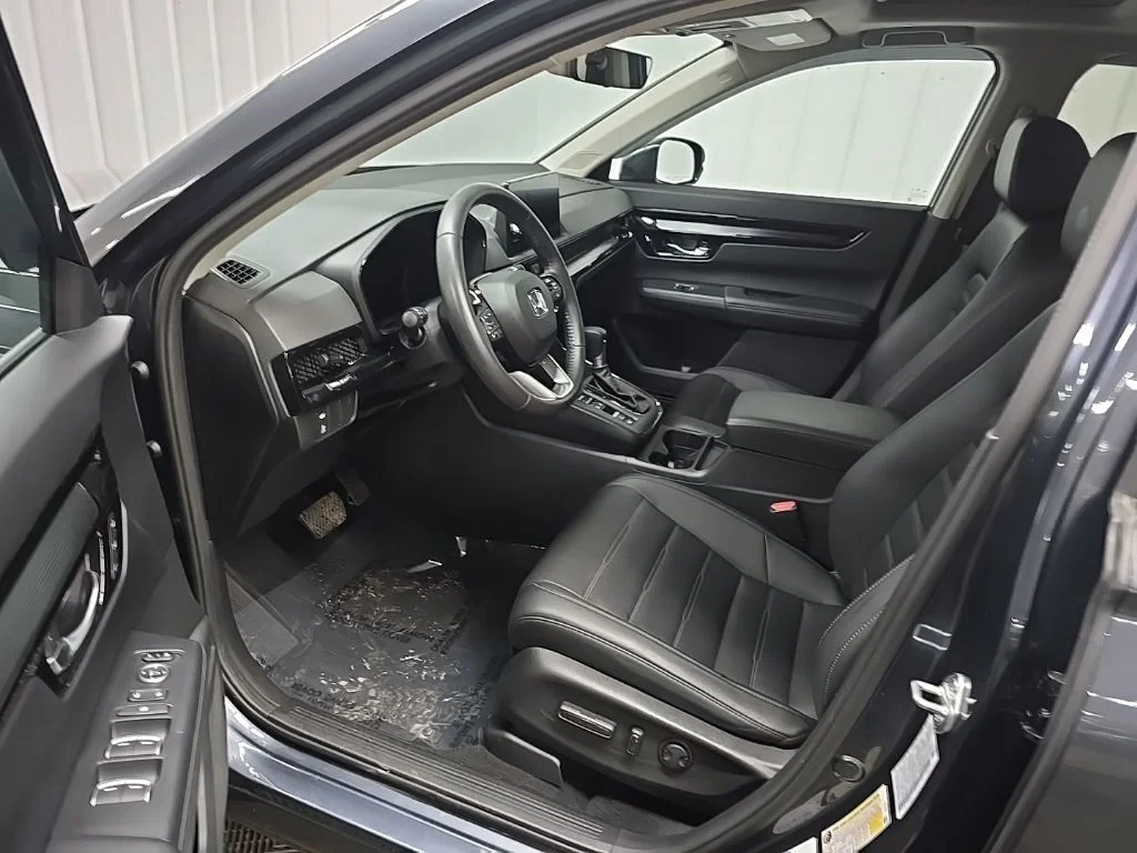 Used 2024 Gray Honda EX-L image 29