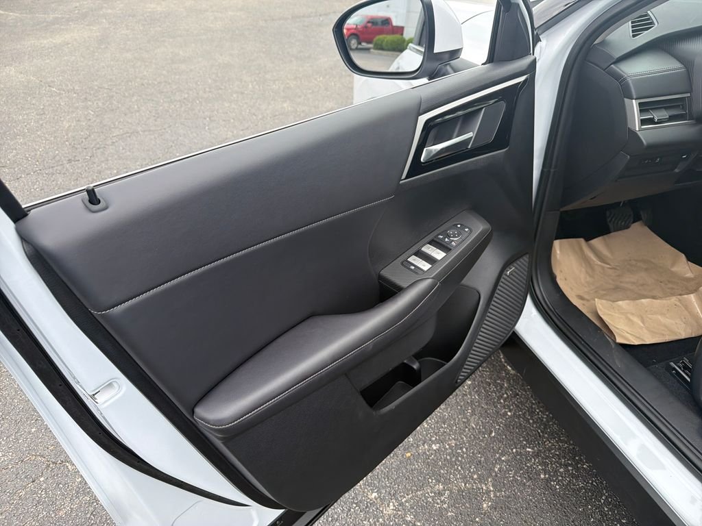 New 2026 White Mitsubishi SE 1.5T 2WD image 11