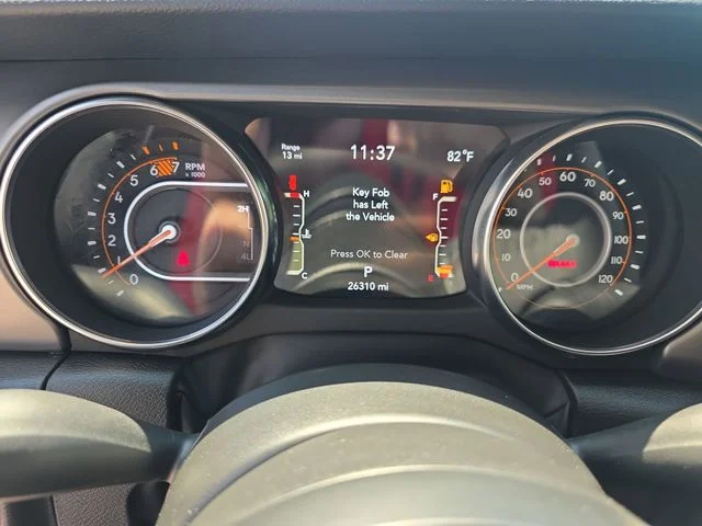 Used 2023 Gray Jeep Sport S image 19