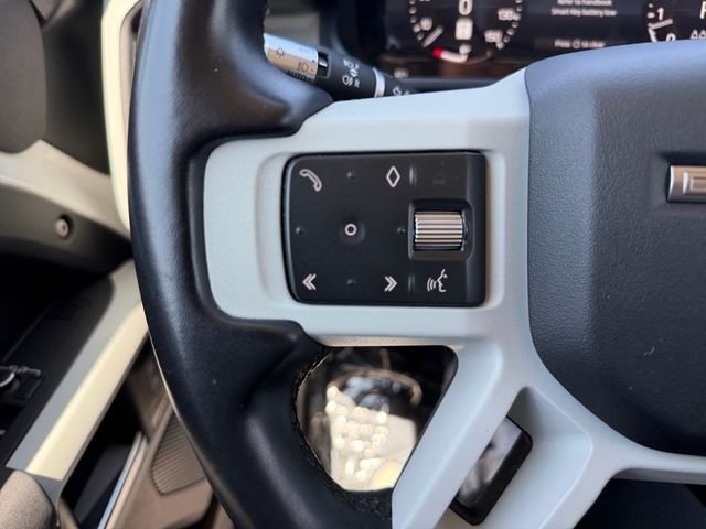 Used 2022 White Land Rover S image 22
