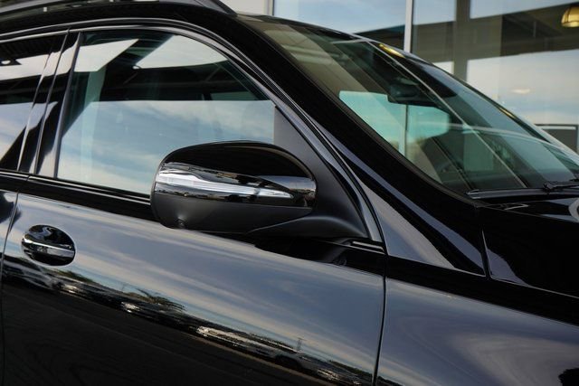 New 2026 Black Mercedes-Benz GLS 450 image 44