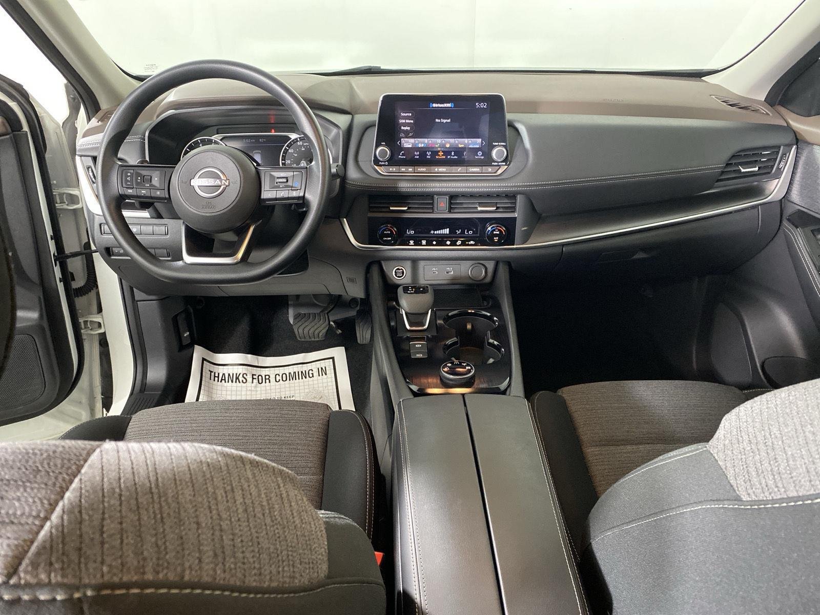 Used 2023 Pearl White Tricoat Nissan SV image 16