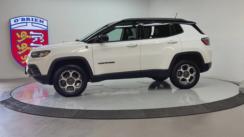 Used 2022 Bright White Clearcoat Jeep Trailhawk image 8