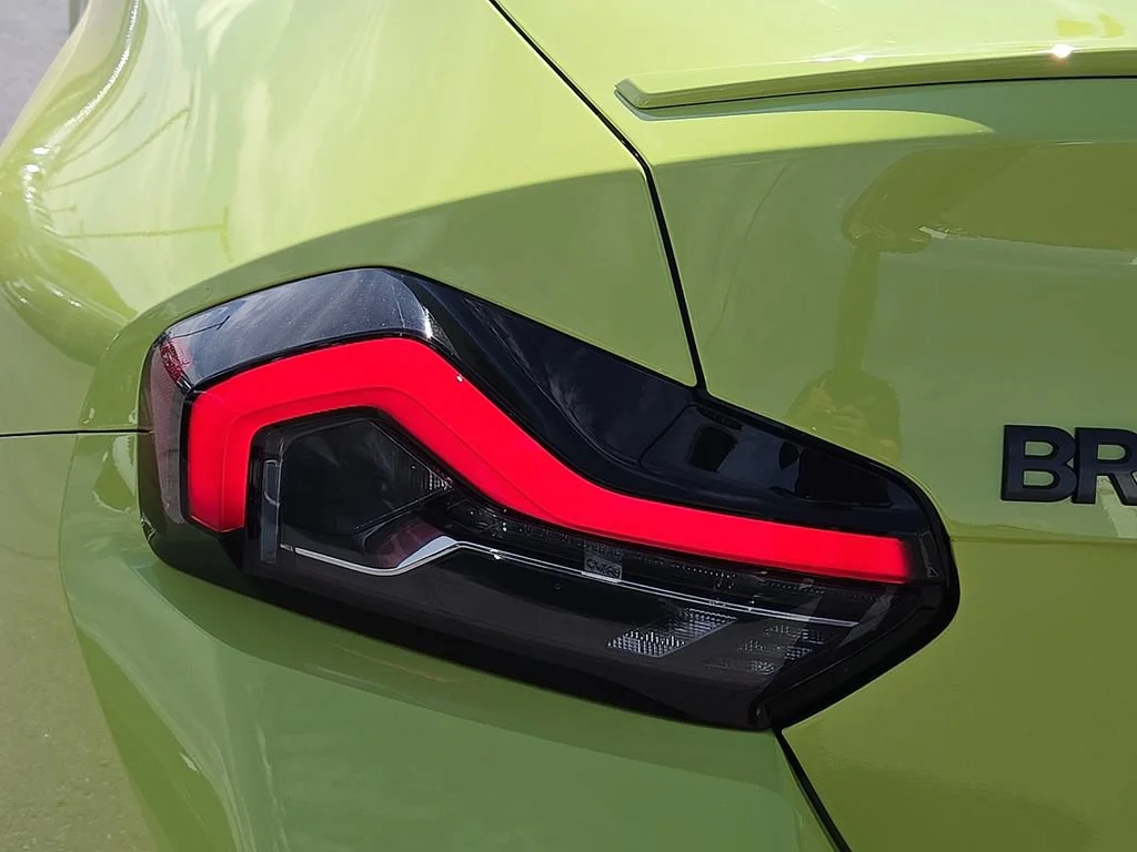 Used 2025  BMW NA image 9