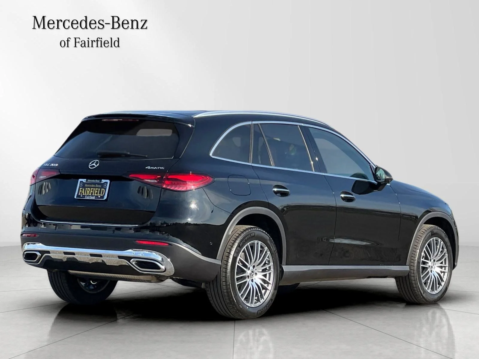 New 2026 Black Mercedes-Benz GLC 300 image 2