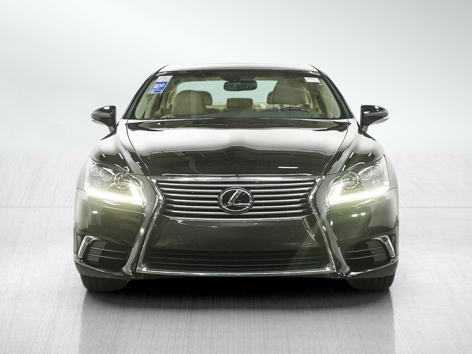 Used 2015 Obsidian Lexus 460 image 8