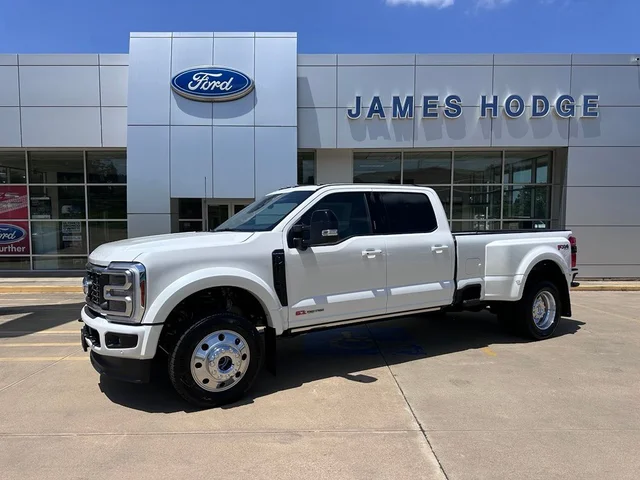 2026 Ford Super Duty F-450® Platinum®