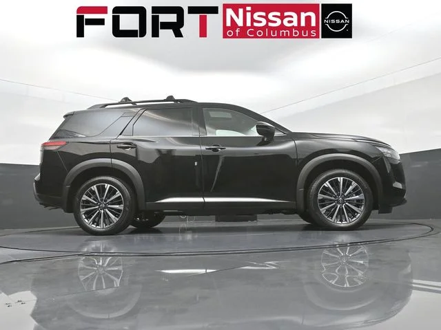 New 2026 Super Black Nissan Platinum image 41