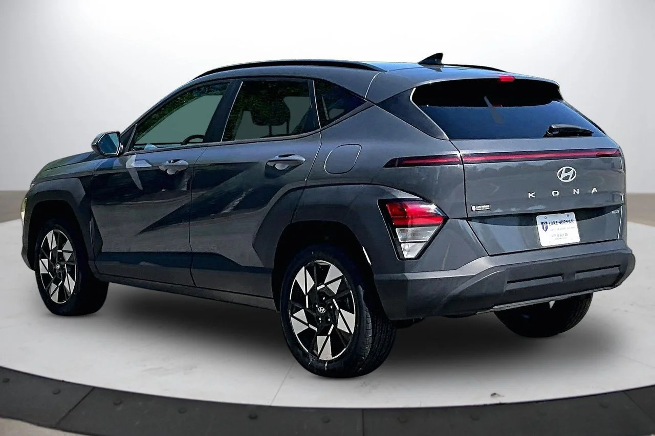 Certified Used 2024 Gray Hyundai SEL image 7