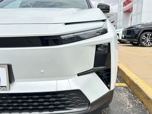 New 2026 02ps Toyota XSE image 3