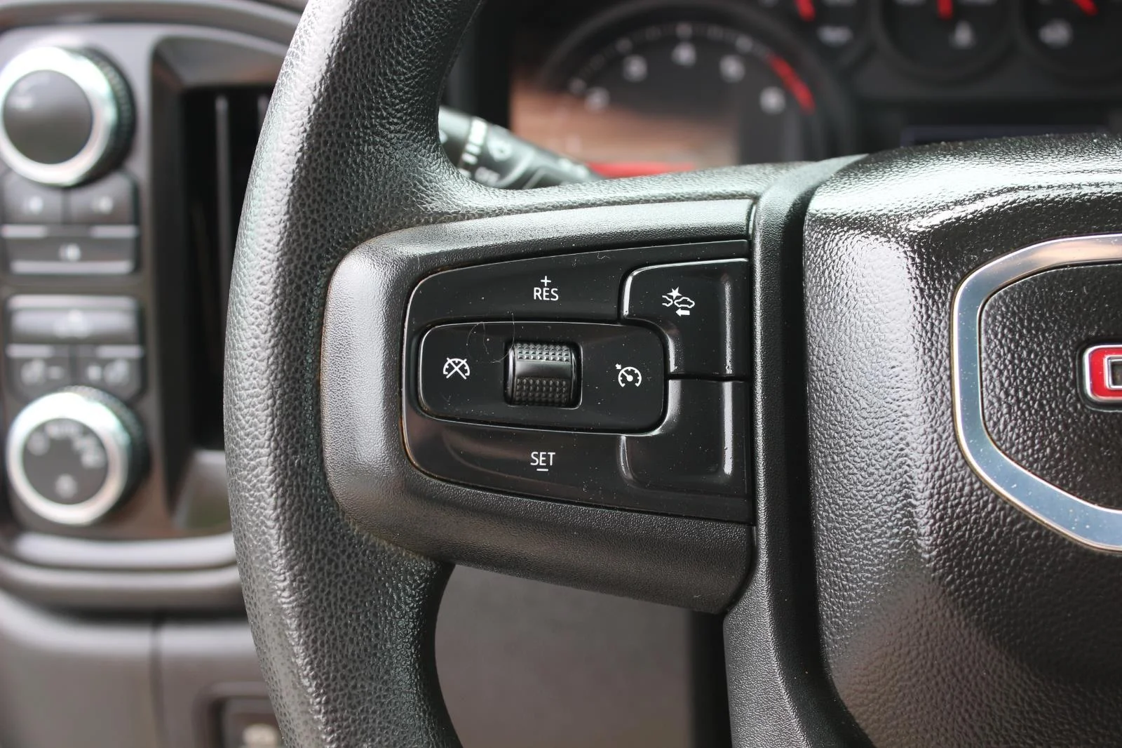 Used 2025 Summit White GMC Pro image 19